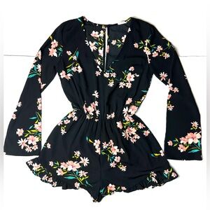 Pins and Needles Black Floral Open Back‎ Romper Women’s Small Ruffle Long Sleeve